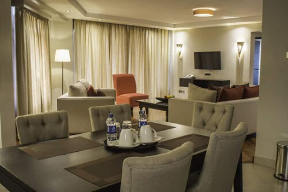 Longonot Place Serviced Apartment-Nairobi, City Centre Cbd Zewnętrze zdjęcie